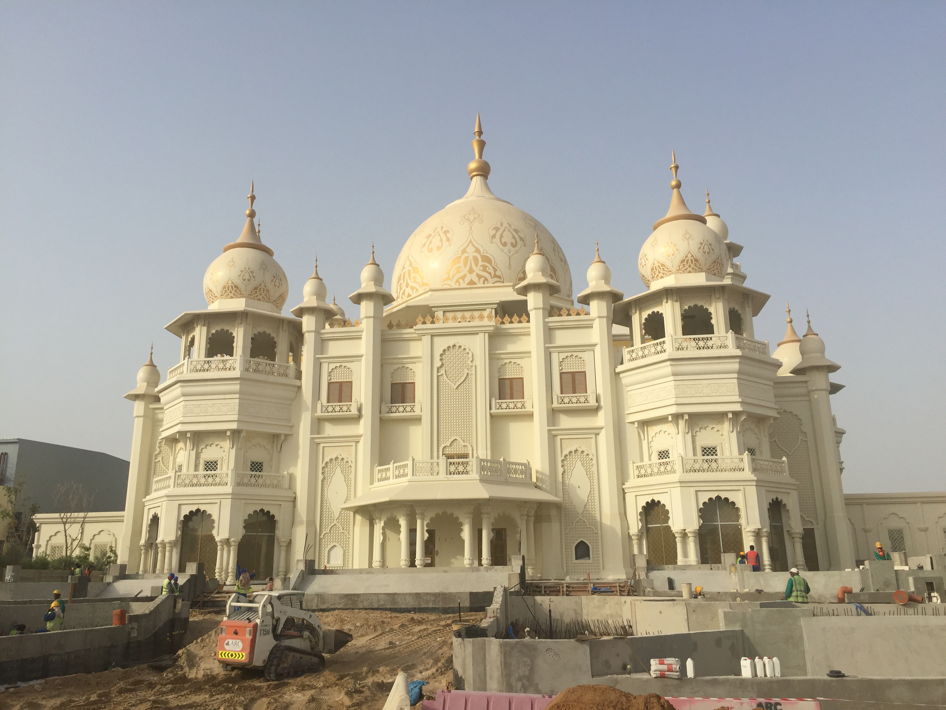 BOLLYWOOD ROYAL THEATER